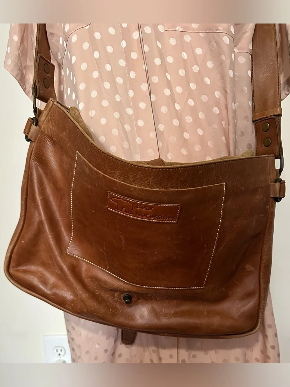 Bear Necessities Men's Brown Leather Messenger Bag - Sleek Everyday Carry